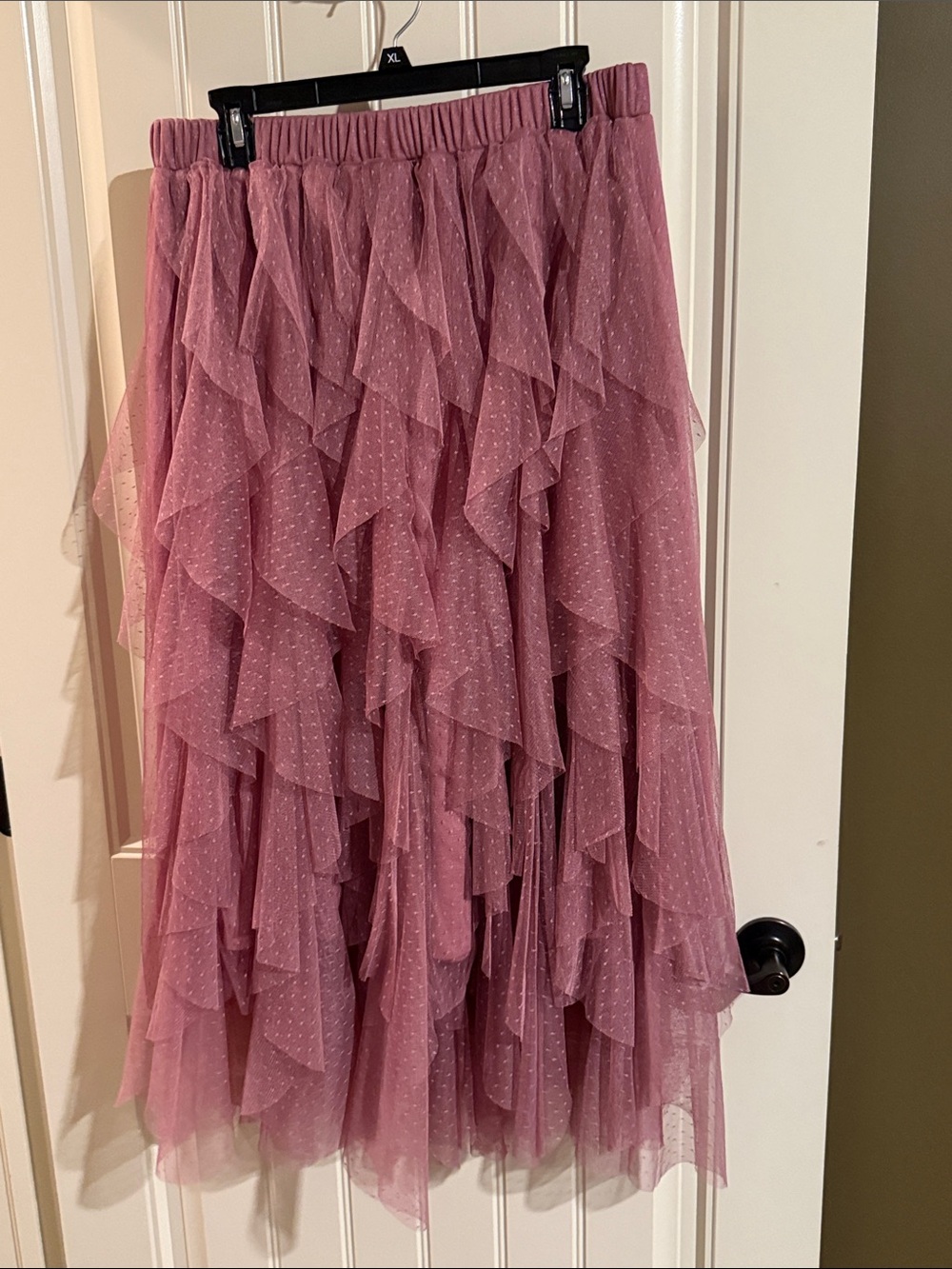 ARULA Dusty Rose Ruffled Tulle Lined Maxi Skirt With Elastic Waistband